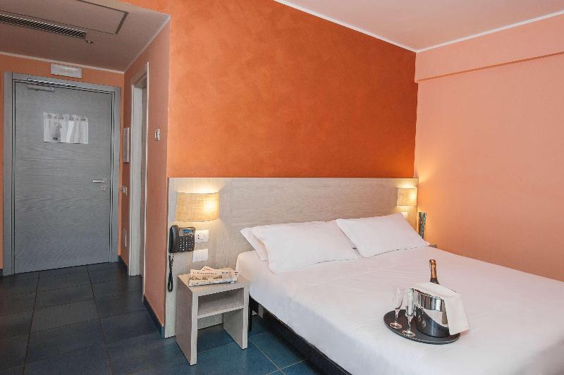 Hotel Testani Colleferro Esterno foto